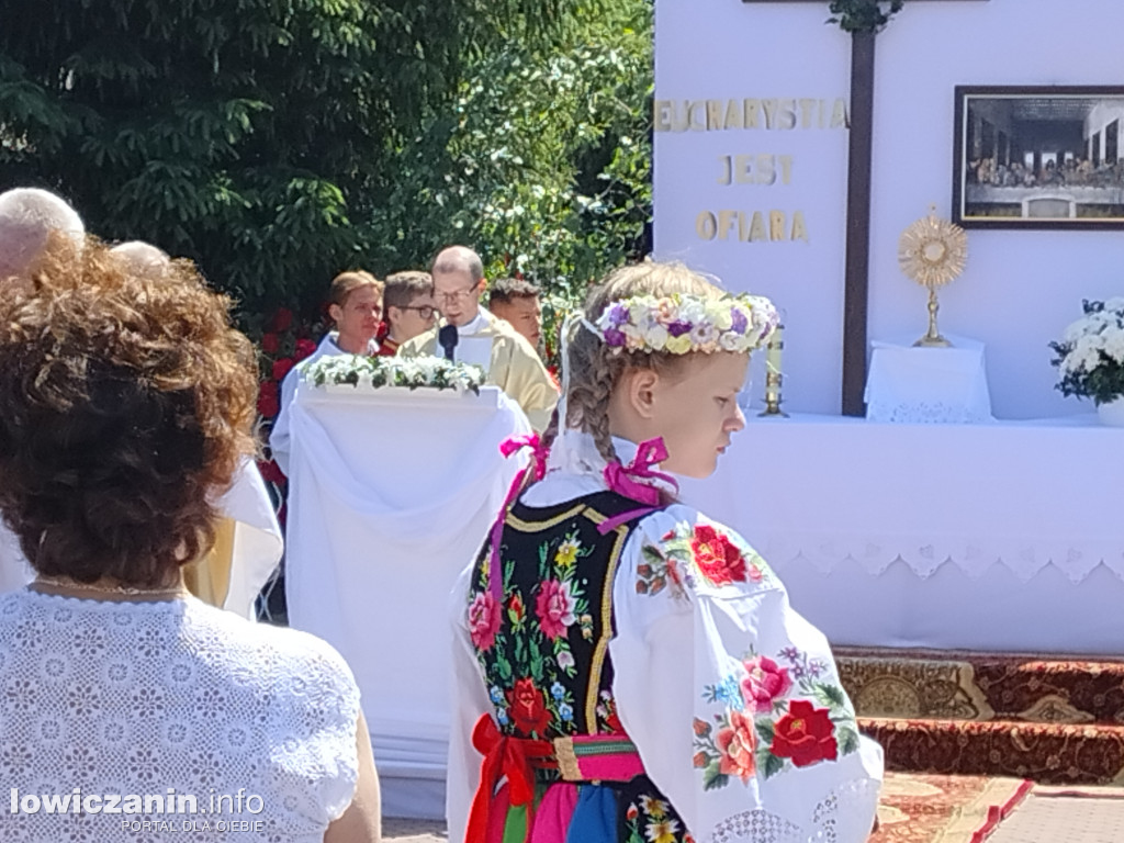 Procesja eucharystyczna Korabce