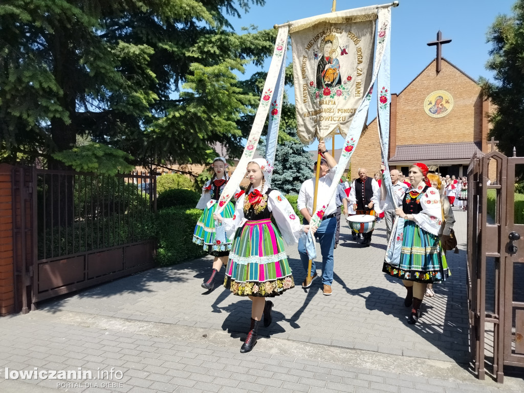 Procesja eucharystyczna Korabce