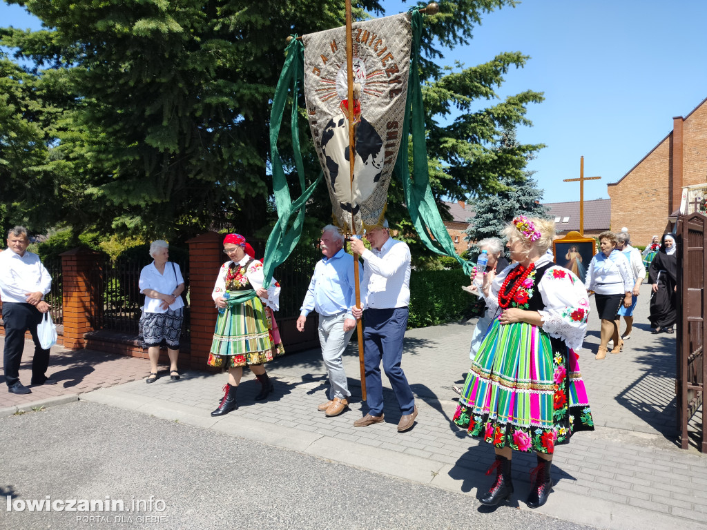 Procesja eucharystyczna Korabce