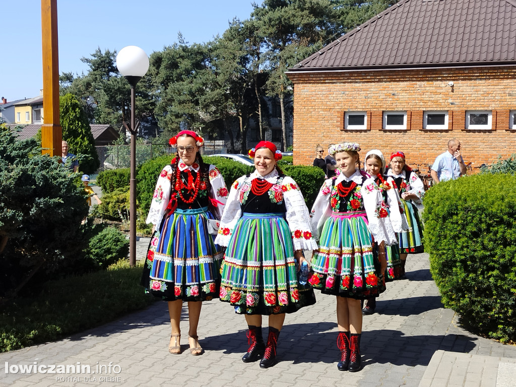 Procesja eucharystyczna Korabce