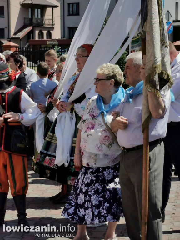 Procesja eucharystyczna w centrum miasta