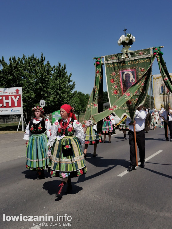 Procesja eucharystyczna w centrum miasta