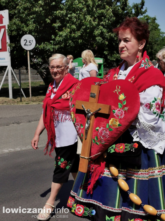 Procesja eucharystyczna w centrum miasta