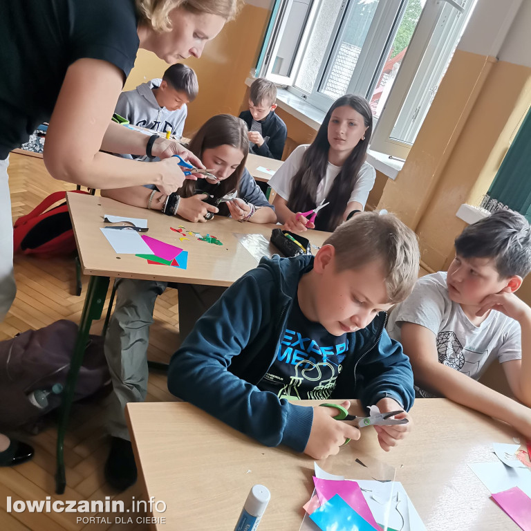 Warsztaty z wycinanki łowickiej