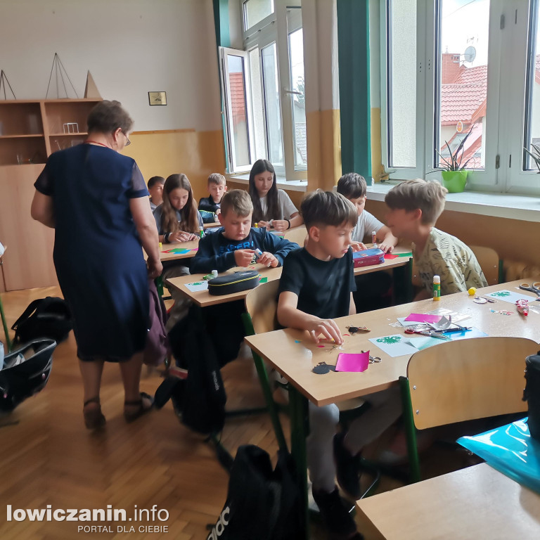 Warsztaty z wycinanki łowickiej