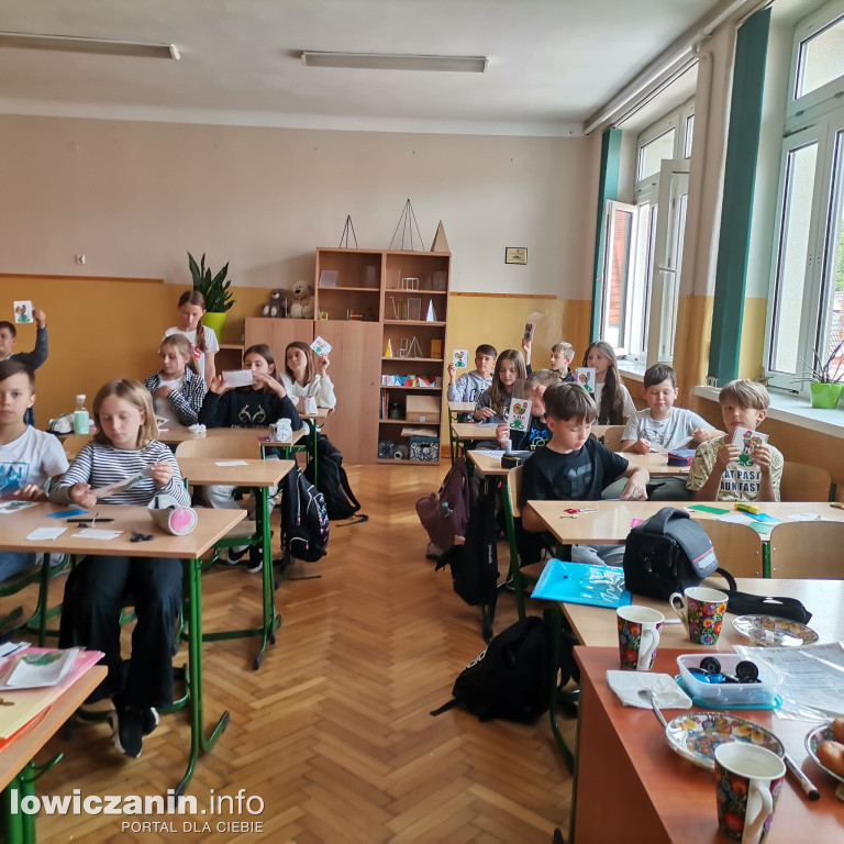Warsztaty z wycinanki łowickiej