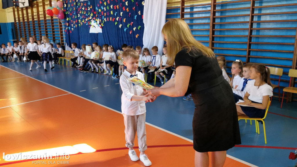Pożegnanie dzieci kończących naukę w Przedszku nr 2