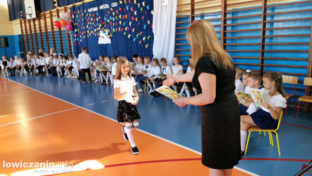 Pożegnanie dzieci kończących naukę w Przedszku nr 2