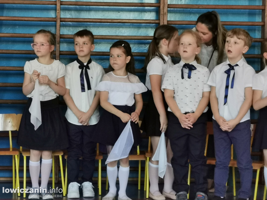 Pożegnanie dzieci kończących naukę w Przedszku nr 2