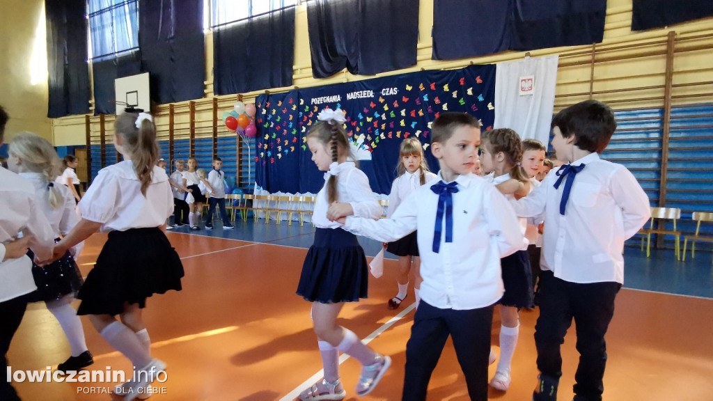 Pożegnanie dzieci kończących naukę w Przedszku nr 2