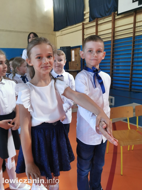 Pożegnanie dzieci kończących naukę w Przedszku nr 2