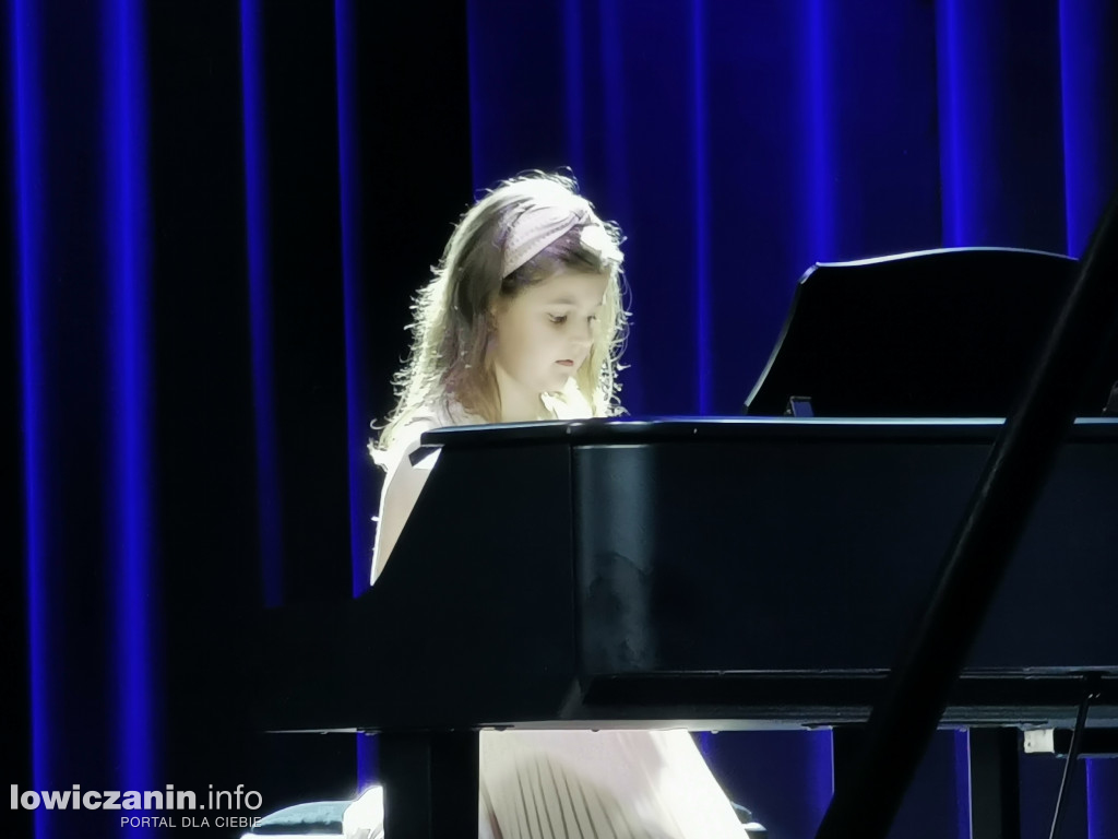Koncert Samorządowej Szkoły Muzycznej w ŁOK