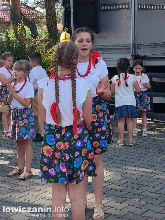 Trwa biesiada na Korabce