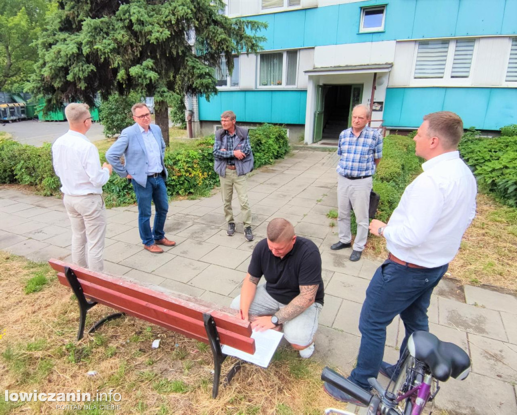 Docieplenie bloku nr 1 na Dąbrowskiego