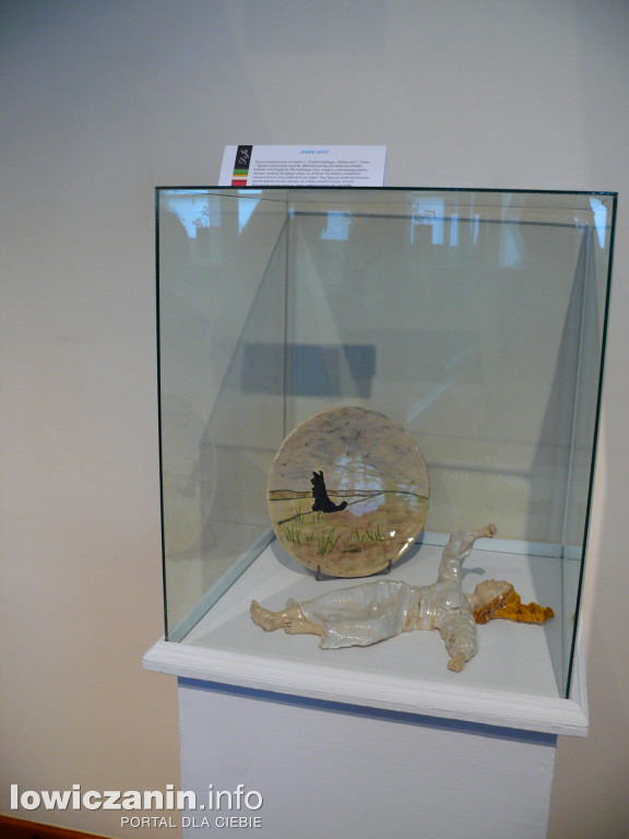 Wystawa ceramiki Jadwigi Dębskiej w Muzeum w Łowiczu