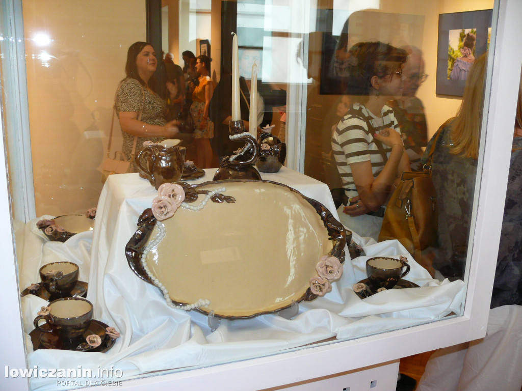 Wystawa ceramiki Jadwigi Dębskiej w Muzeum w Łowiczu