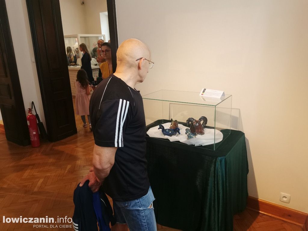 Wystawa ceramiki Jadwigi Dębskiej w Muzeum w Łowiczu