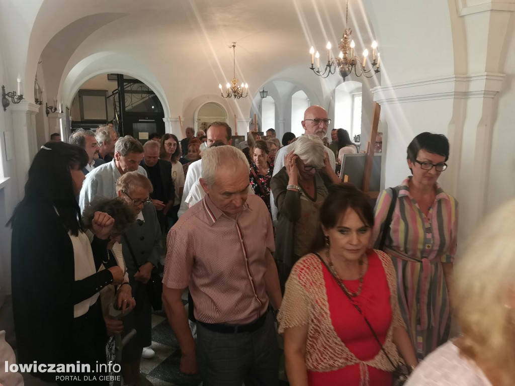 Wystawa ceramiki Jadwigi Dębskiej w Muzeum w Łowiczu