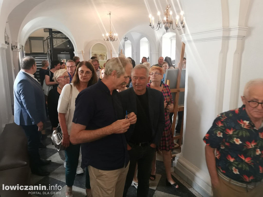 Wystawa ceramiki Jadwigi Dębskiej w Muzeum w Łowiczu