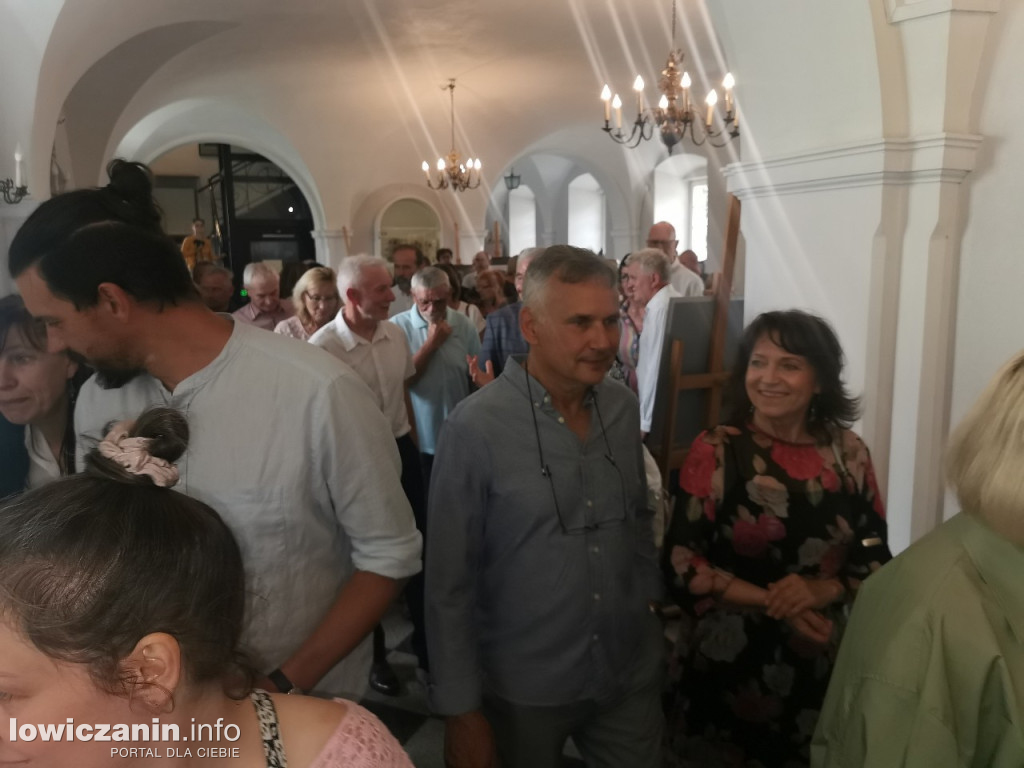 Wystawa ceramiki Jadwigi Dębskiej w Muzeum w Łowiczu