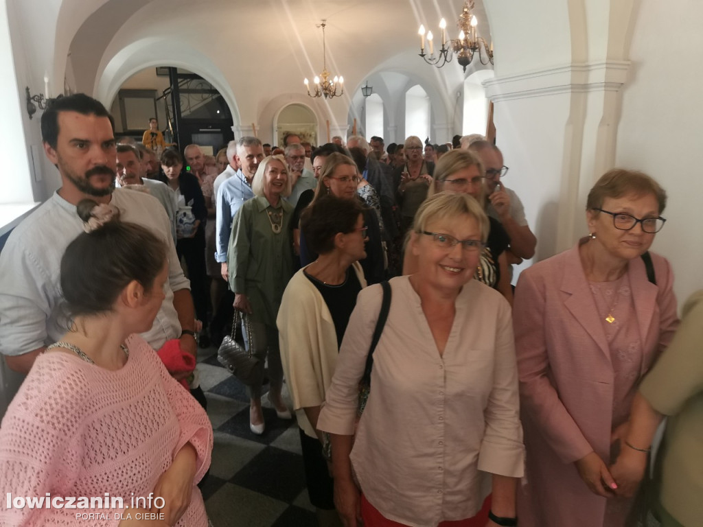 Wystawa ceramiki Jadwigi Dębskiej w Muzeum w Łowiczu