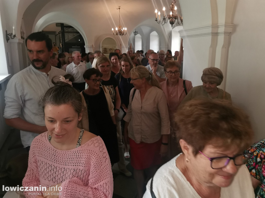 Wystawa ceramiki Jadwigi Dębskiej w Muzeum w Łowiczu