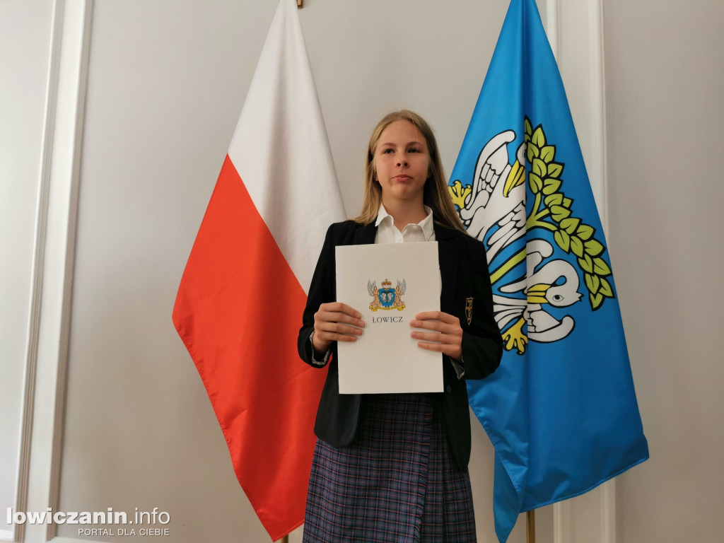 Stypendia - uczniowie SP nr 1, 3 i 4 oraz szkoły pijarskiej