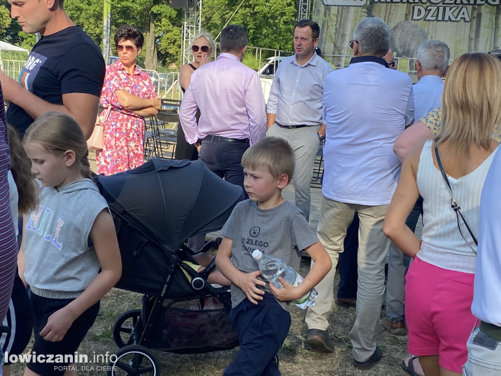 Świetna zabawa na Dniu Kiernozkiego Dzika