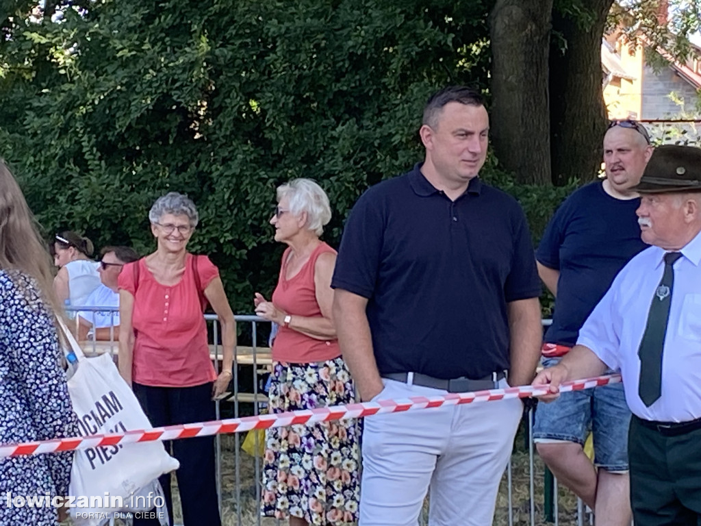 Świetna zabawa na Dniu Kiernozkiego Dzika