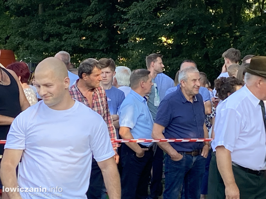 Świetna zabawa na Dniu Kiernozkiego Dzika