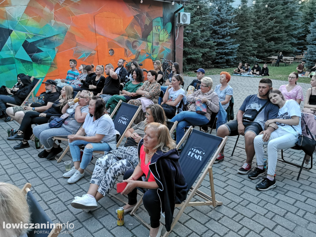 Seans kina letniego w Łowickim Ośrodku Kultury