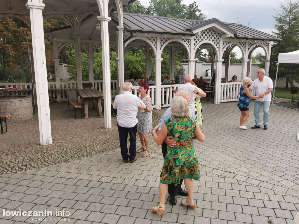 Zabawa taneczna w Sannikach