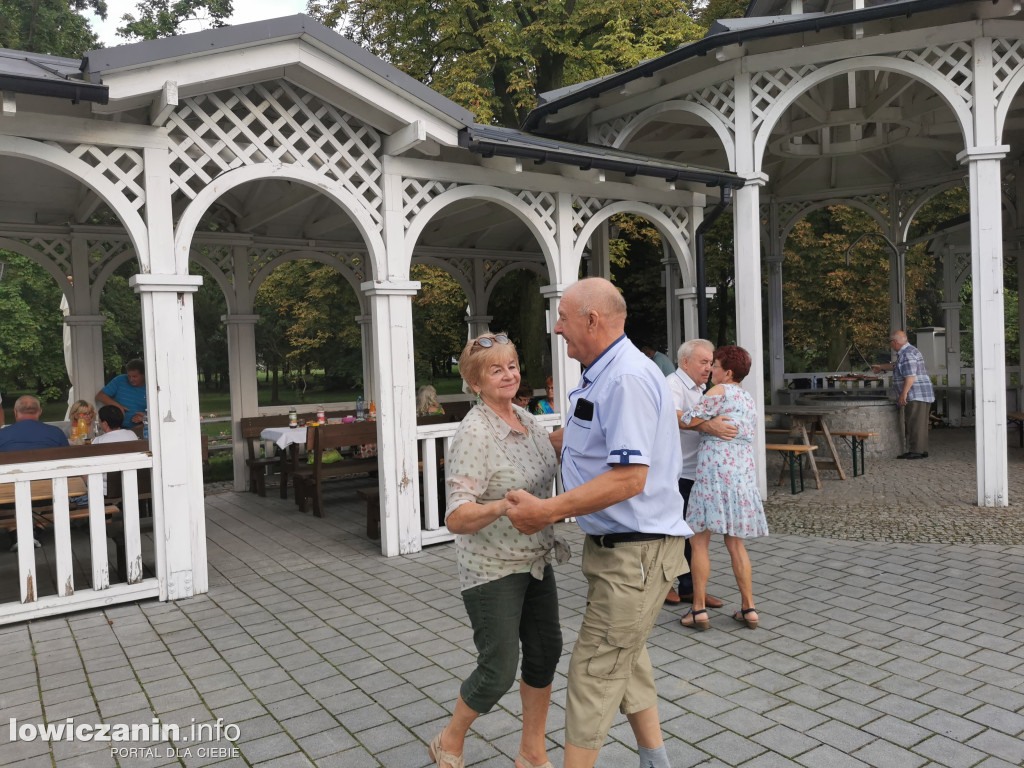 Zabawa taneczna w Sannikach