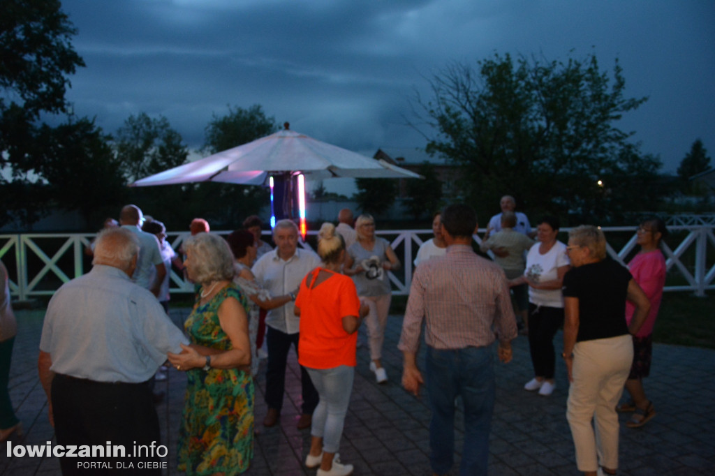 Zabawa taneczna w Sannikach