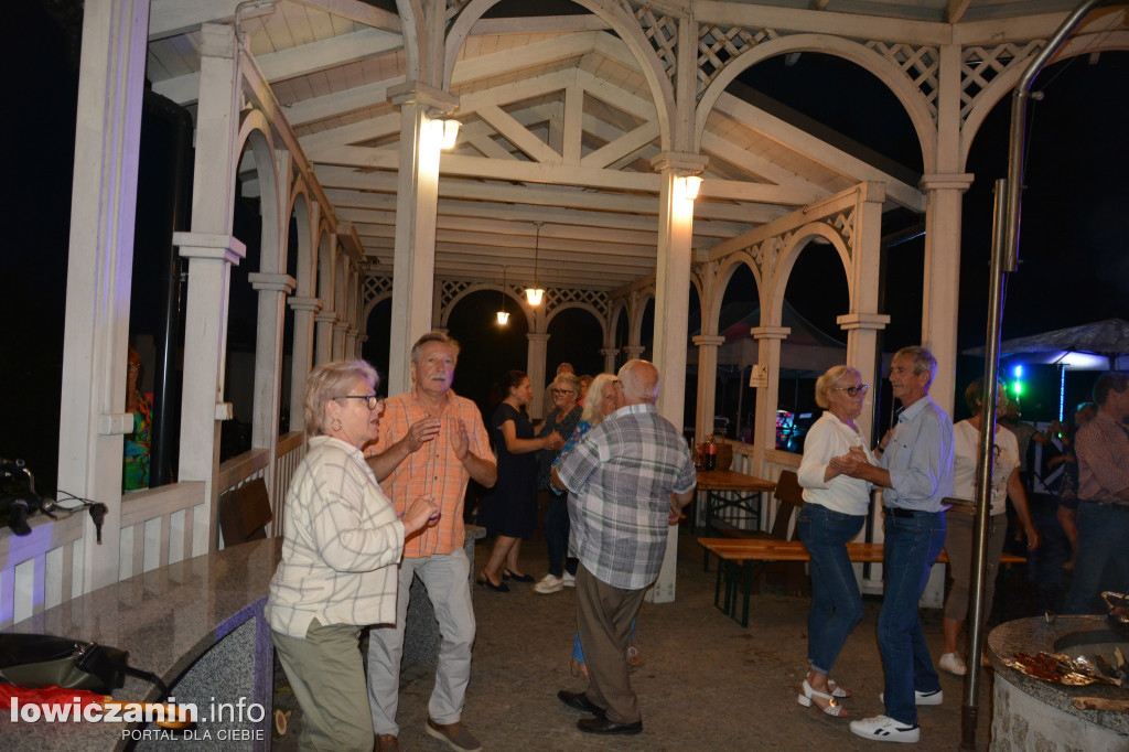 Zabawa taneczna w Sannikach