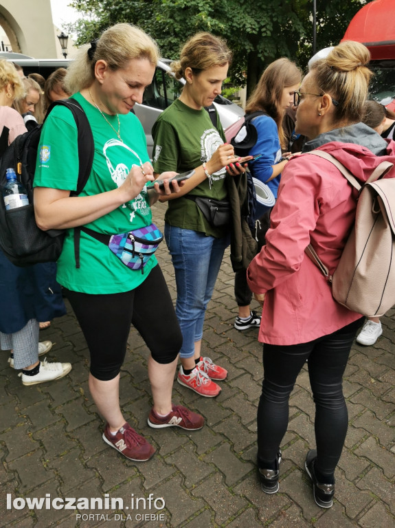 Wyjście pielgrzymki z Łowicza