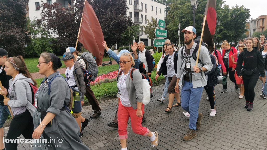Wyjście pielgrzymki z Łowicza