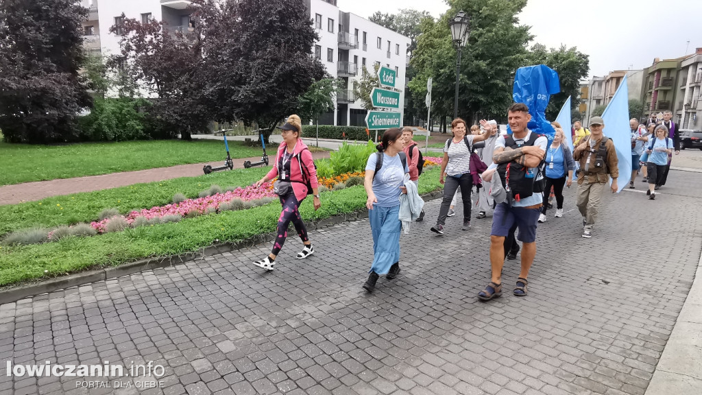 Wyjście pielgrzymki z Łowicza