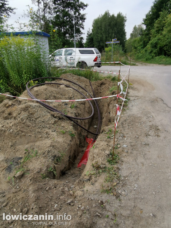 ZIELKOWICE. Prace na ul. Leśnej.