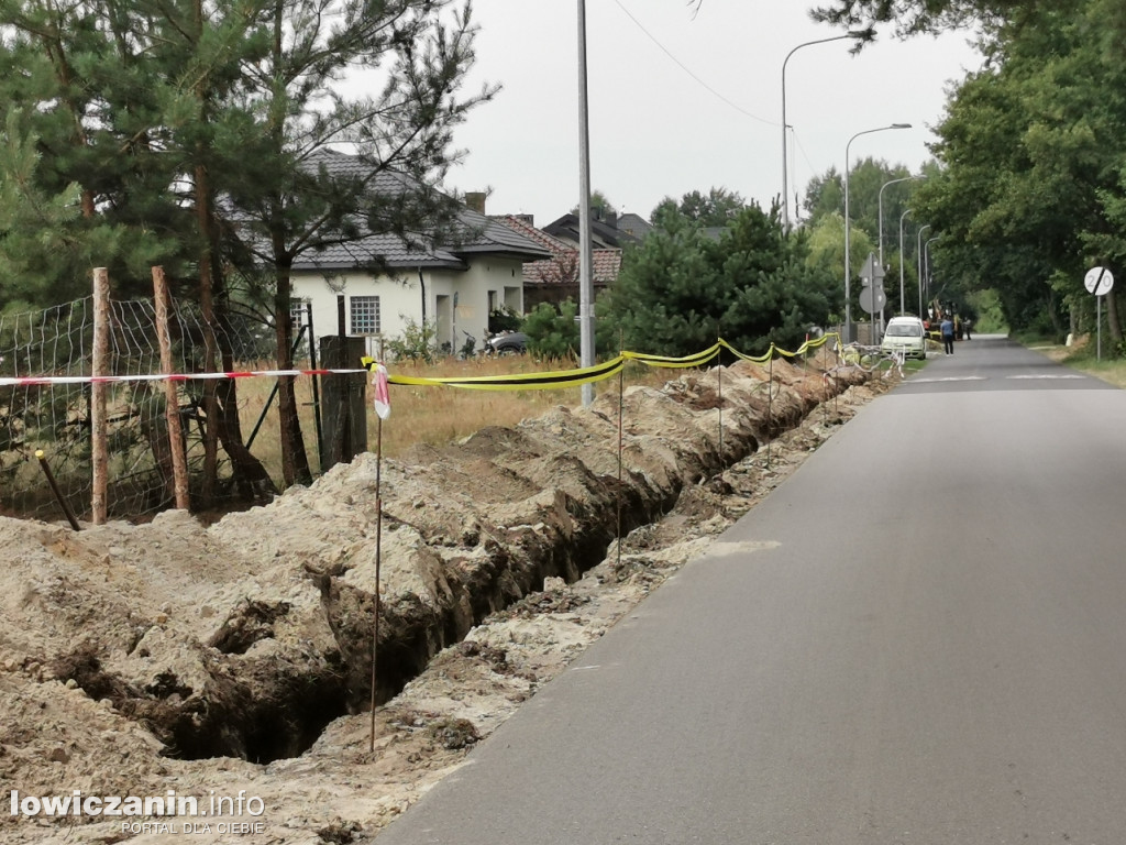 ZIELKOWICE. Prace na ul. Leśnej.