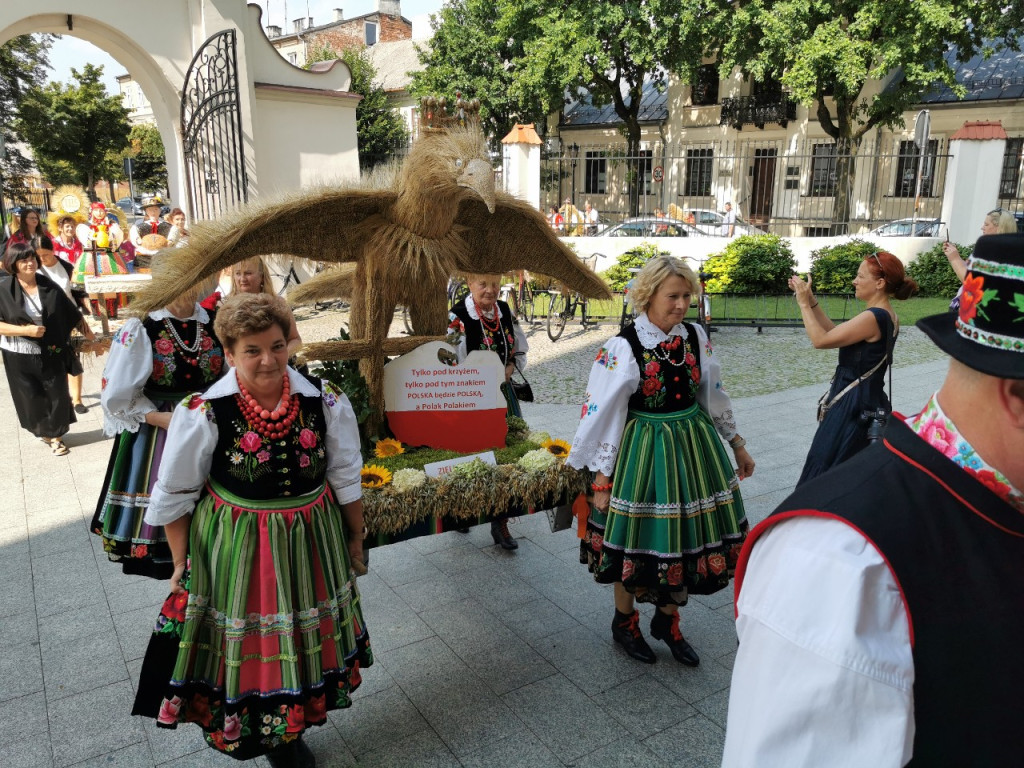 Dożynki w parafii katedralnej w Łowiczu 20. 08.2023