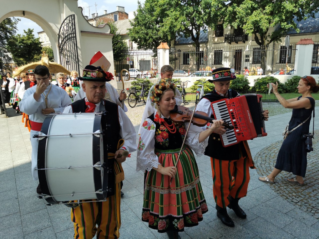 Dożynki w parafii katedralnej w Łowiczu 20. 08.2023