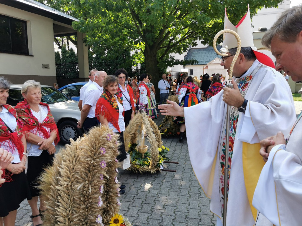 Dożynki w parafii katedralnej w Łowiczu 20. 08.2023