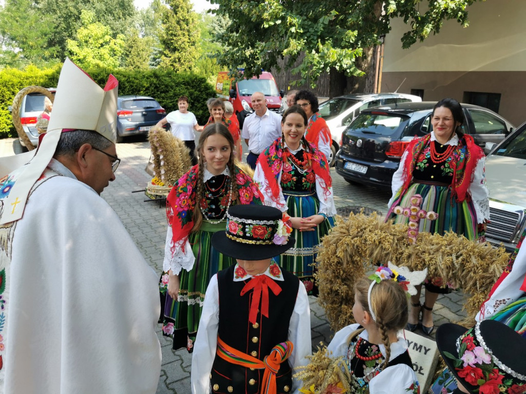 Dożynki w parafii katedralnej w Łowiczu 20. 08.2023