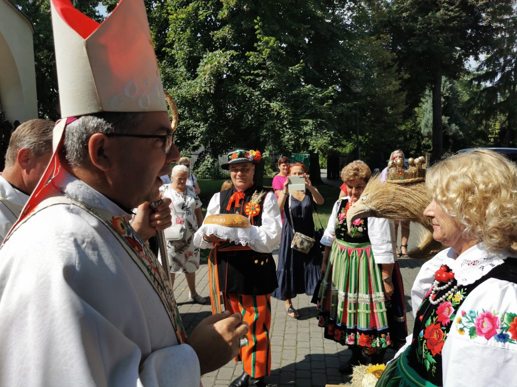 Dożynki w parafii katedralnej w Łowiczu 20. 08.2023