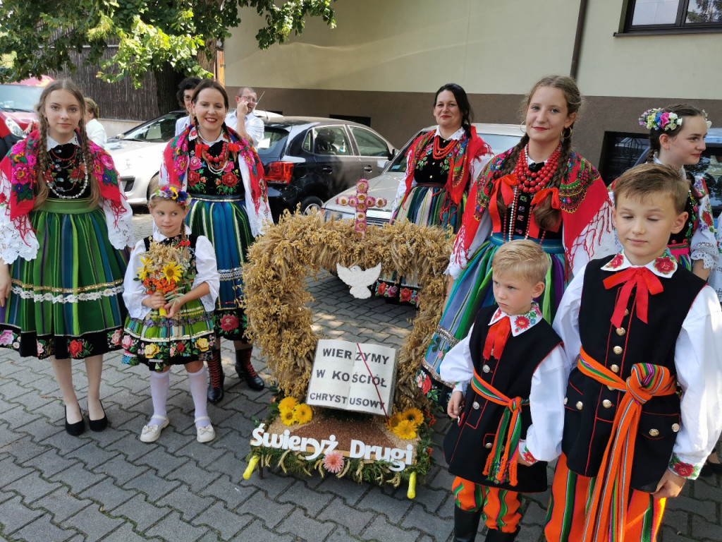 Dożynki w parafii katedralnej w Łowiczu 20. 08.2023