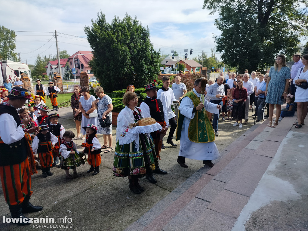 Dożynki w zduńskiej parafii