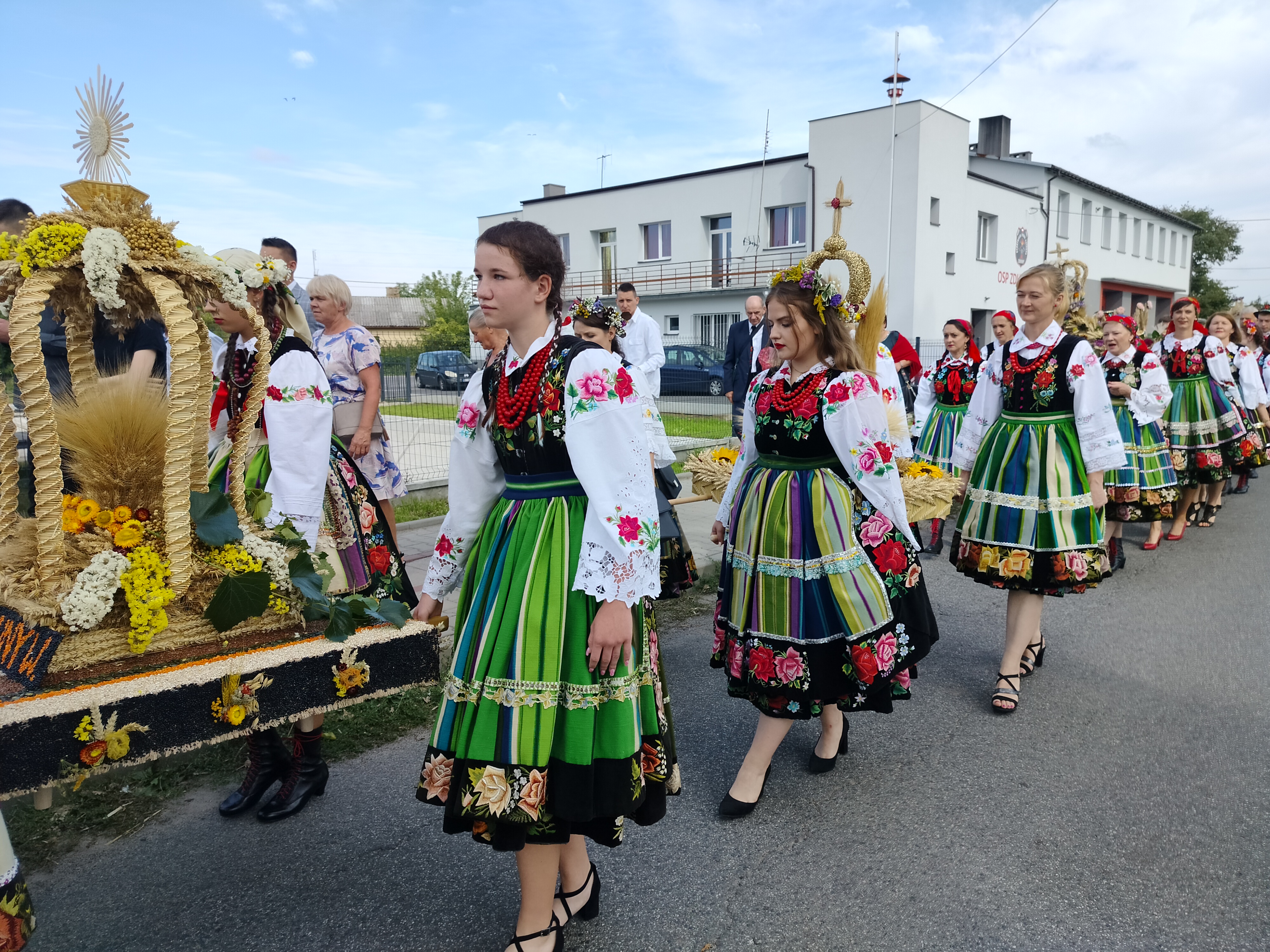 Dożynki w zduńskiej parafii