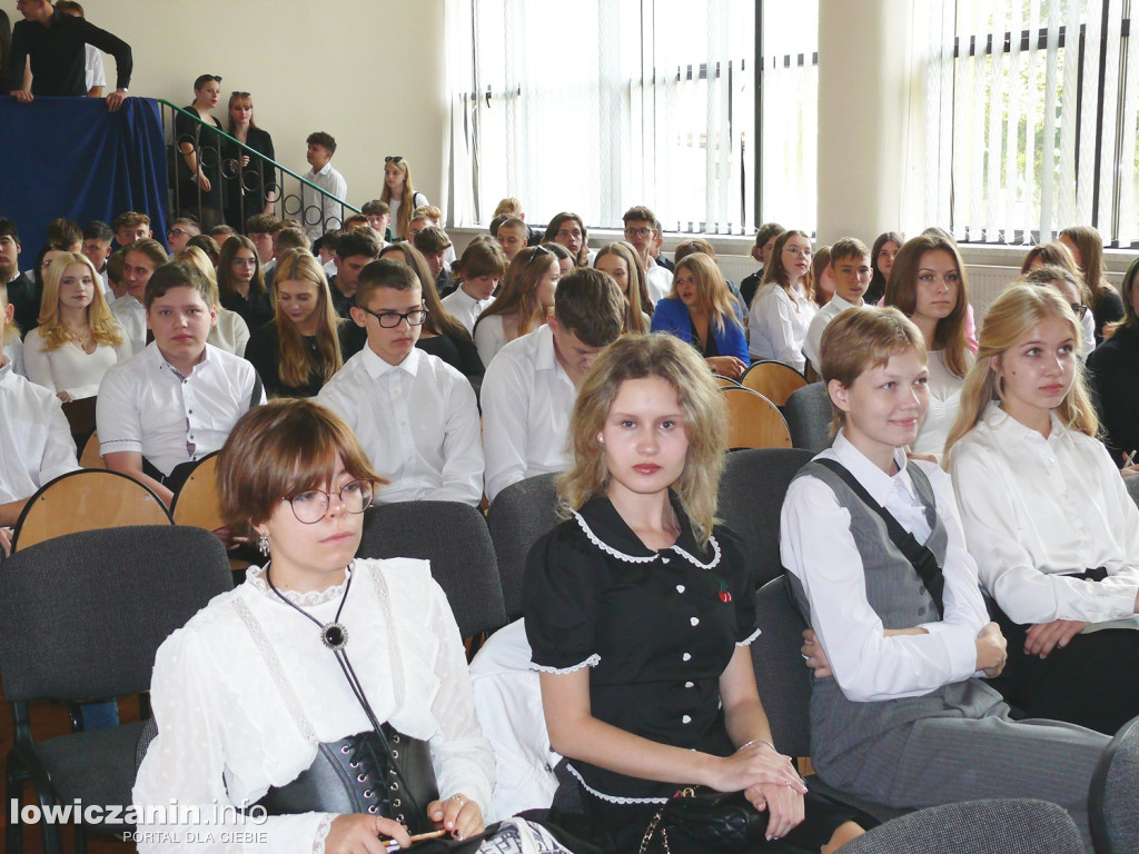 Inauguracja roku szkolnego 2023/2024 w II LO w Łowiczu