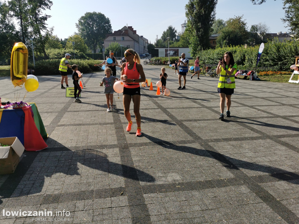 Pierwsze urodziny łowickiego parkrunu